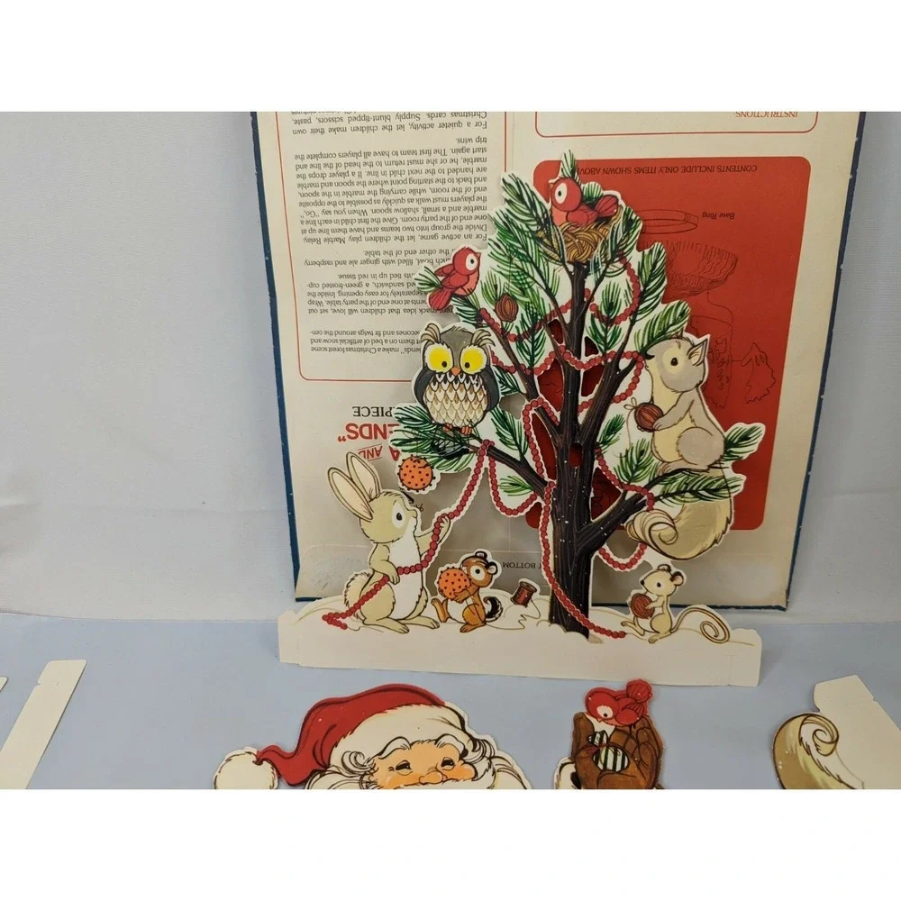 Hallmark Santa Claus His Friends Art‎ Tissue Centerpiece